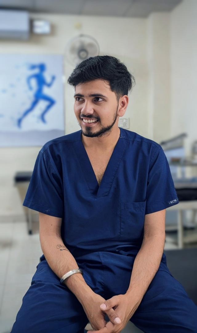Dr. Ayush Sharma — Physiotherapist in Jaipur